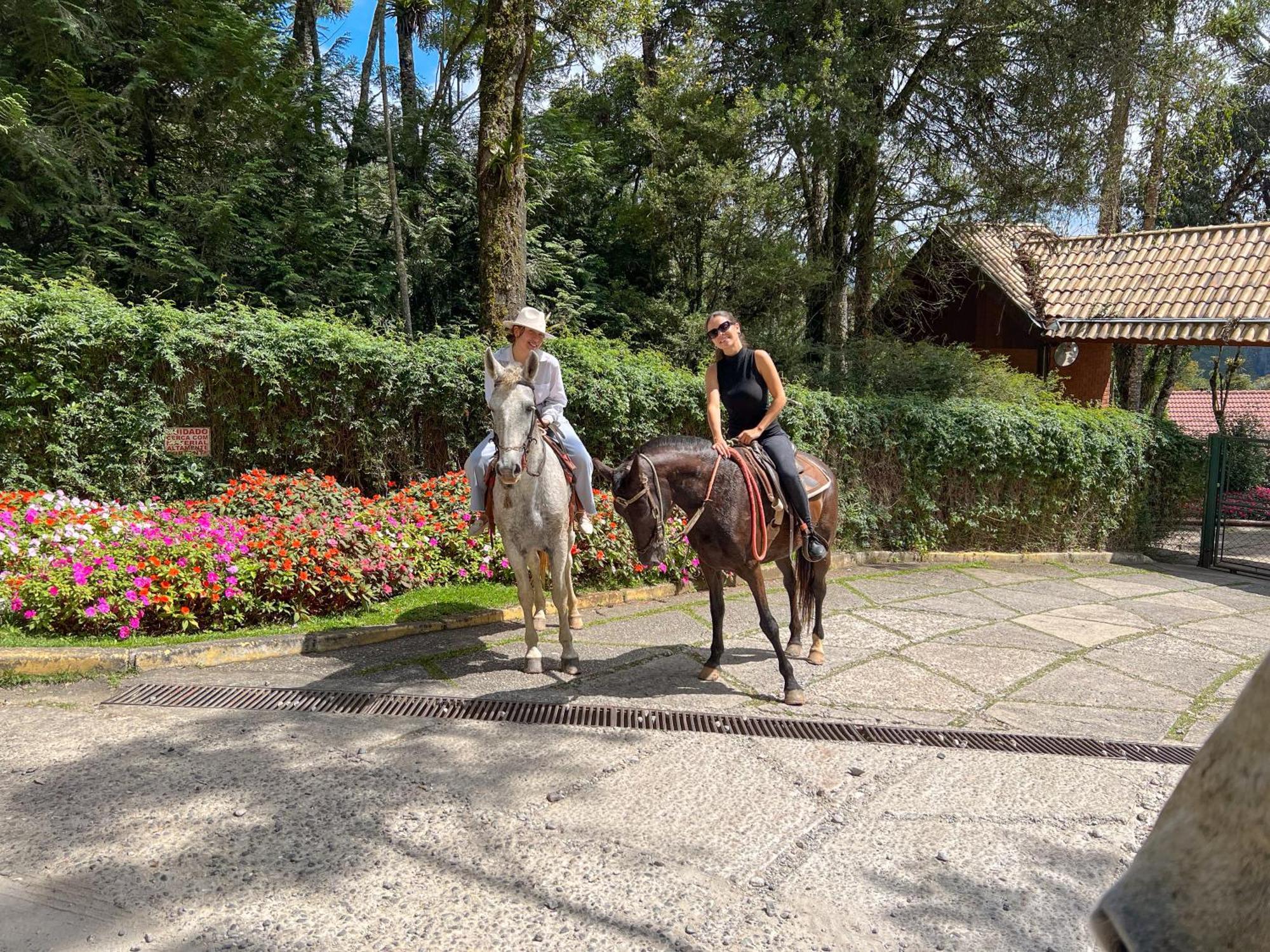 Hotel Fazenda Golden Park Campos do Jordão 外观 照片